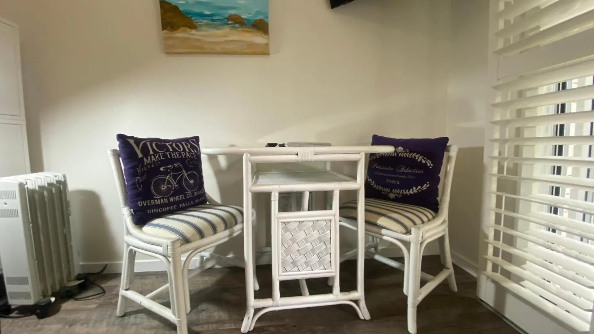 Tropical Suite Private Central Buddina Style location